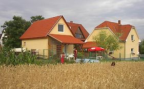 Balatoni Nyár Vendégház